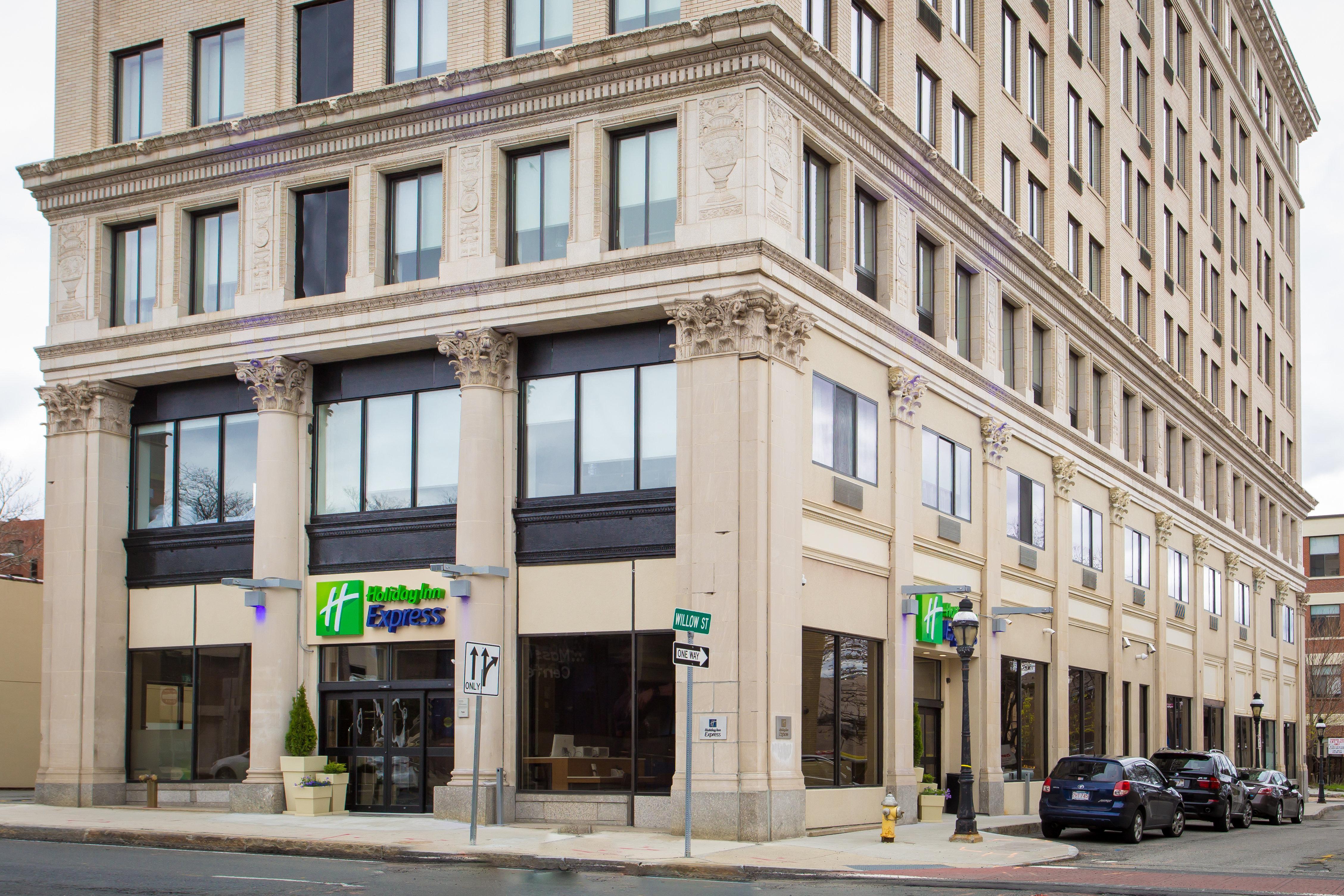 Holiday Inn Express - Springfield Downtown By Ihg Exterior foto